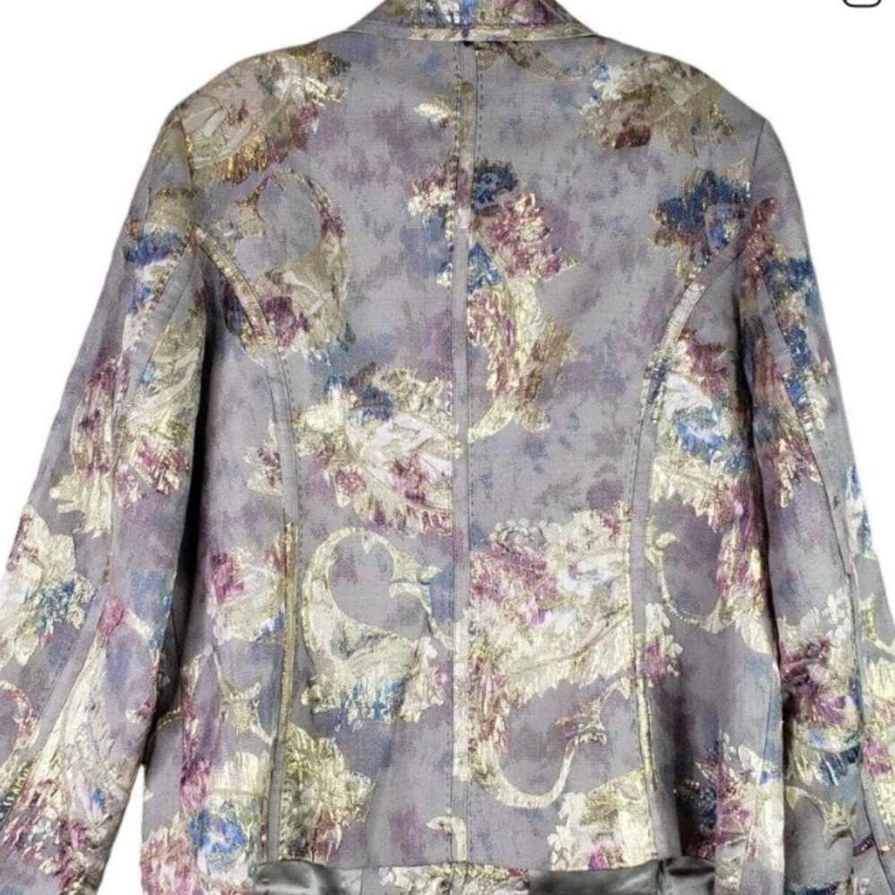 Exquisite floral Chico’s jacket - Picture 2 of 16